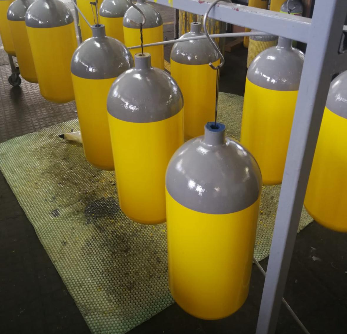 Cylinders after sandblasting and respray